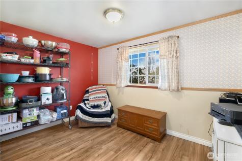 17937 Iris Place SW Rochester WA 98579
