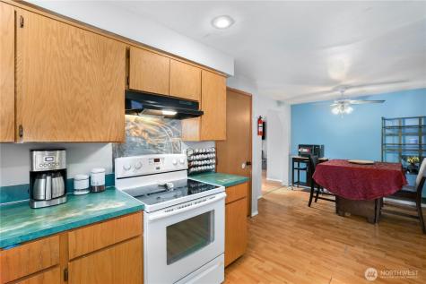 17937 Iris Place SW Rochester WA 98579