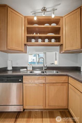 4108 NE 6th Place Renton WA 98059
