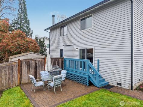 4108 NE 6th Place Renton WA 98059