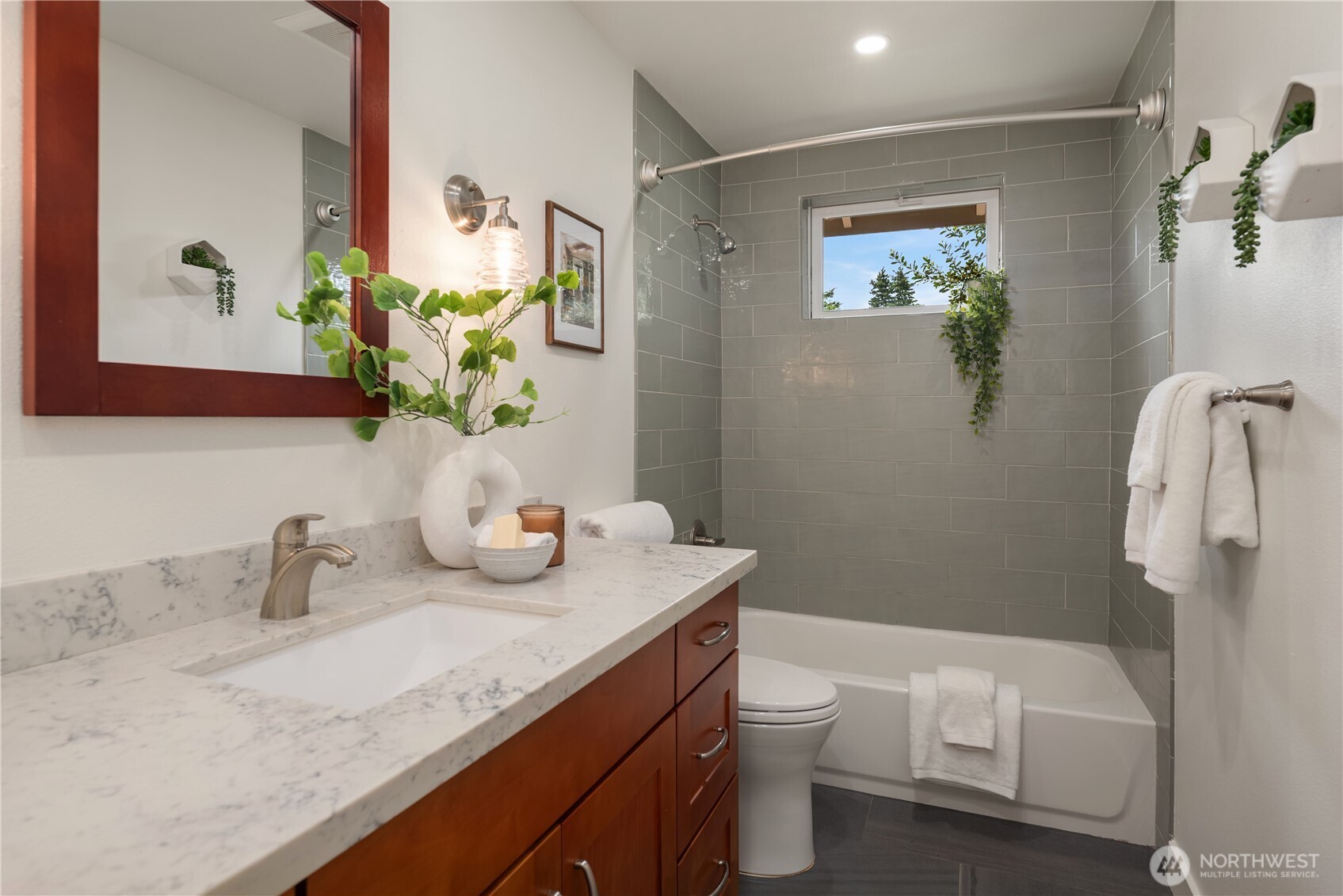 3039 50th Avenue SW Seattle WA 98116