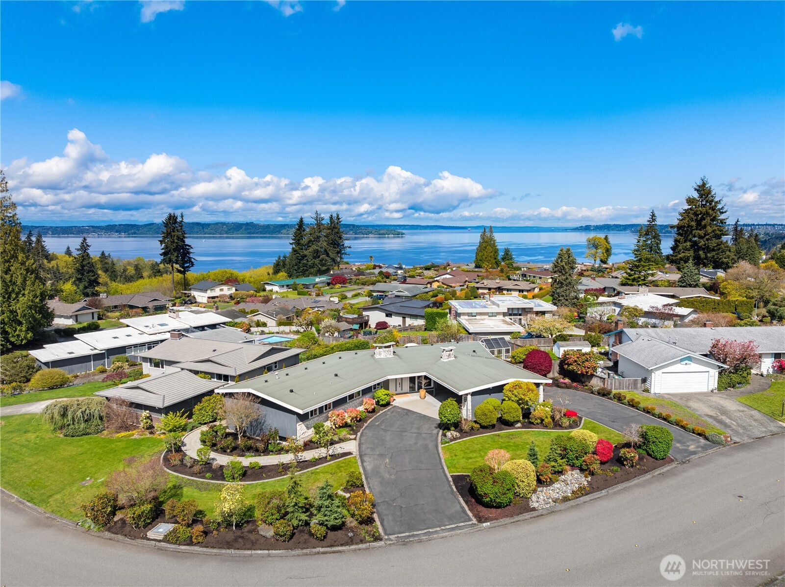 806 S 295th Place Federal Way WA 98003