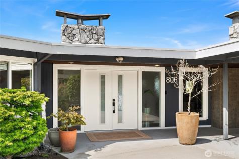 806 S 295th Place Federal Way WA 98003