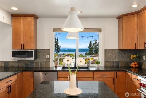 806 S 295th Place Federal Way WA 98003