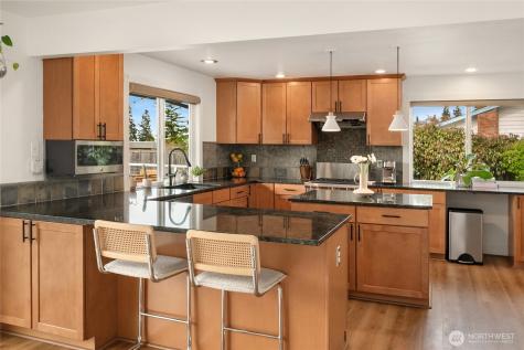 806 S 295th Place Federal Way WA 98003