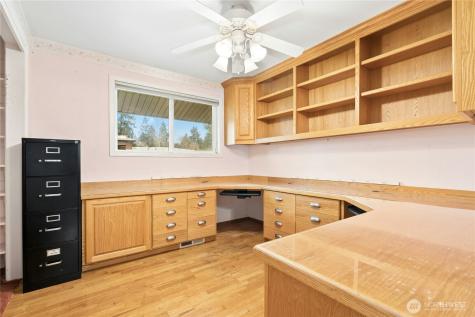 12502 SE 73rd Place Newcastle WA 98056
