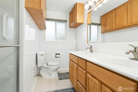 12502 SE 73rd Place Newcastle WA 98056