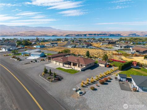 704 Desert Aire Drive SW Mattawa WA 99349