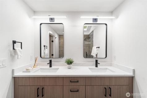 2133 170th Avenue NE Bellevue WA 98008