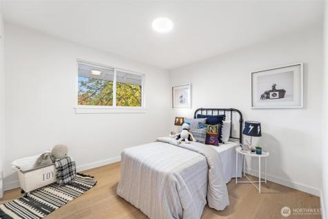 2133 170th Avenue NE Bellevue WA 98008