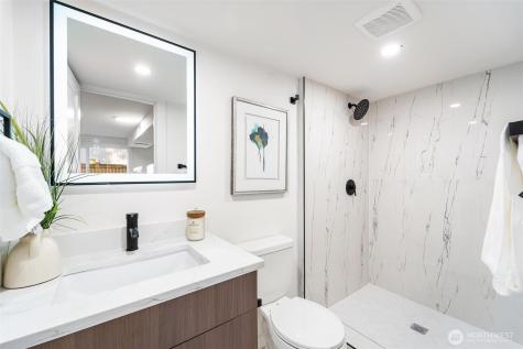 2133 170th Avenue NE Bellevue WA 98008