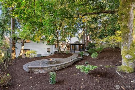 2133 170th Avenue NE Bellevue WA 98008