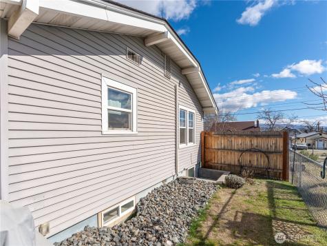 340 Malaga Avenue Wenatchee WA 98801