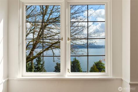 520 36th Avenue E Seattle WA 98112