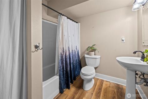 15445 Levin Road NW Poulsbo WA 98370
