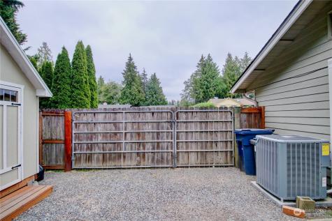 125 N Waugh Road Mount Vernon WA 98273