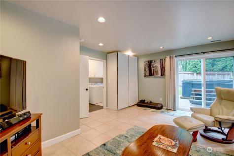 125 N Waugh Road Mount Vernon WA 98273