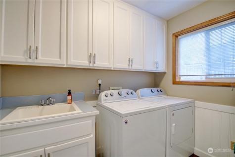 125 N Waugh Road Mount Vernon WA 98273
