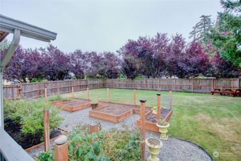 125 N Waugh Road Mount Vernon WA 98273
