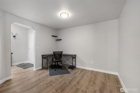 6432 Crossing Place SW Port Orchard WA 98367
