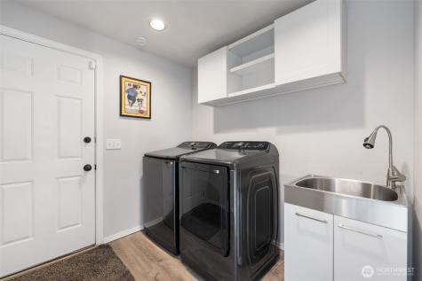 6432 Crossing Place SW Port Orchard WA 98367