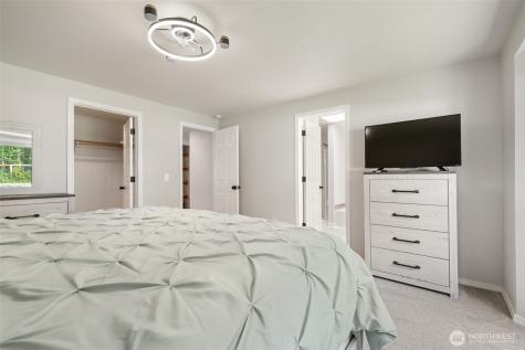 6432 Crossing Place SW Port Orchard WA 98367