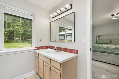 6432 Crossing Place SW Port Orchard WA 98367