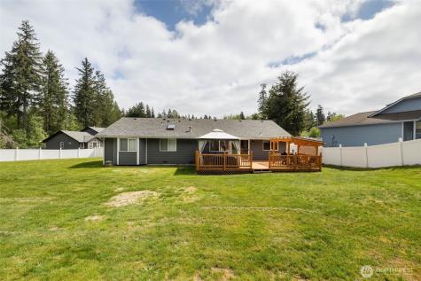 6432 Crossing Place SW Port Orchard WA 98367