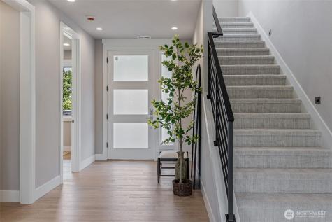 7825 NE 143rd Street Kirkland WA 98034