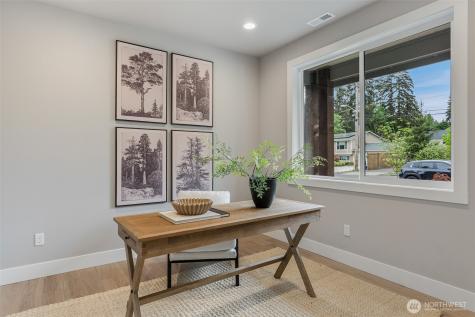 7825 NE 143rd Street Kirkland WA 98034