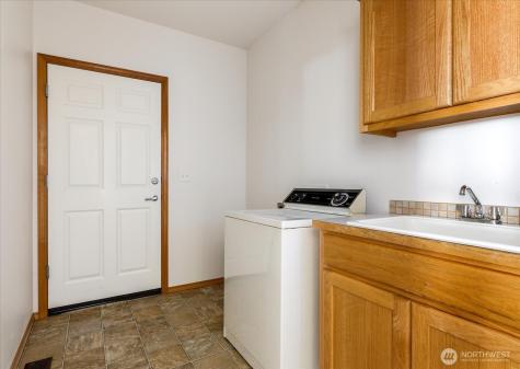 1292 SW Xavier Drive Oak Harbor WA 98277