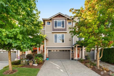 526 Pilchuck Path Everett WA 98201