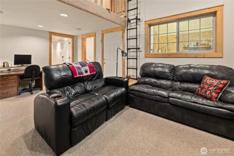 371 Eastgate Road Cle Elum WA 98922