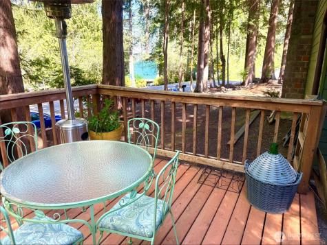 8210 University Point Circle NE Bremerton WA 98311