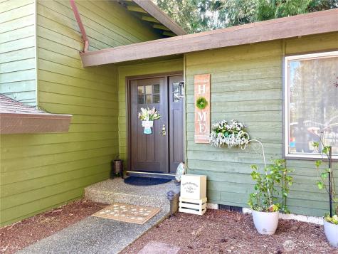 8210 University Point Circle NE Bremerton WA 98311