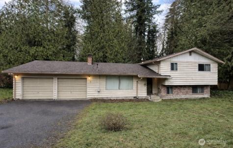 7401 86th Street E Puyallup WA 98371