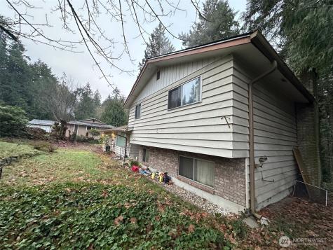 7401 86th Street E Puyallup WA 98371
