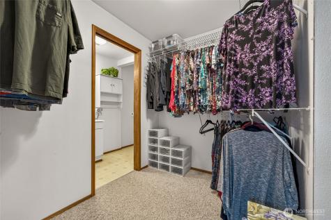 807 Jefferson Avenue NE Renton WA 98056