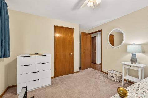 807 Jefferson Avenue NE Renton WA 98056