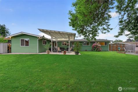 807 Jefferson Avenue NE Renton WA 98056