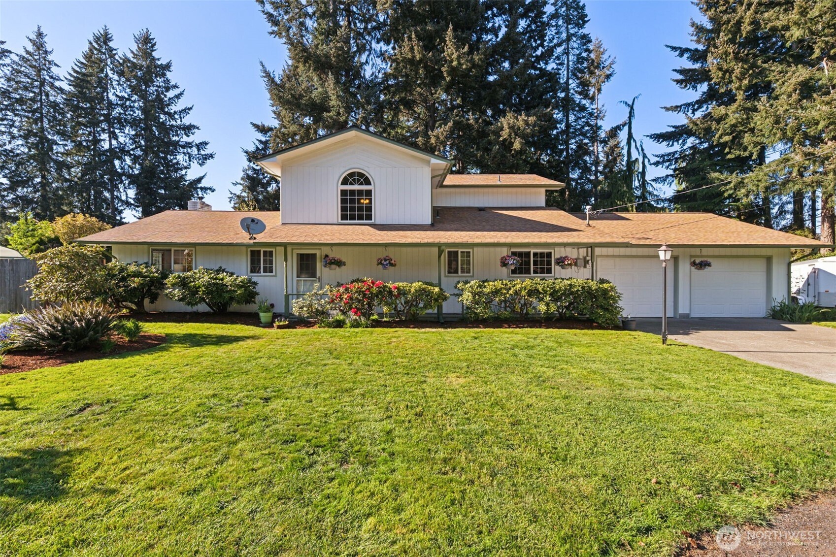 6816 4th Way SE Lacey WA 98503