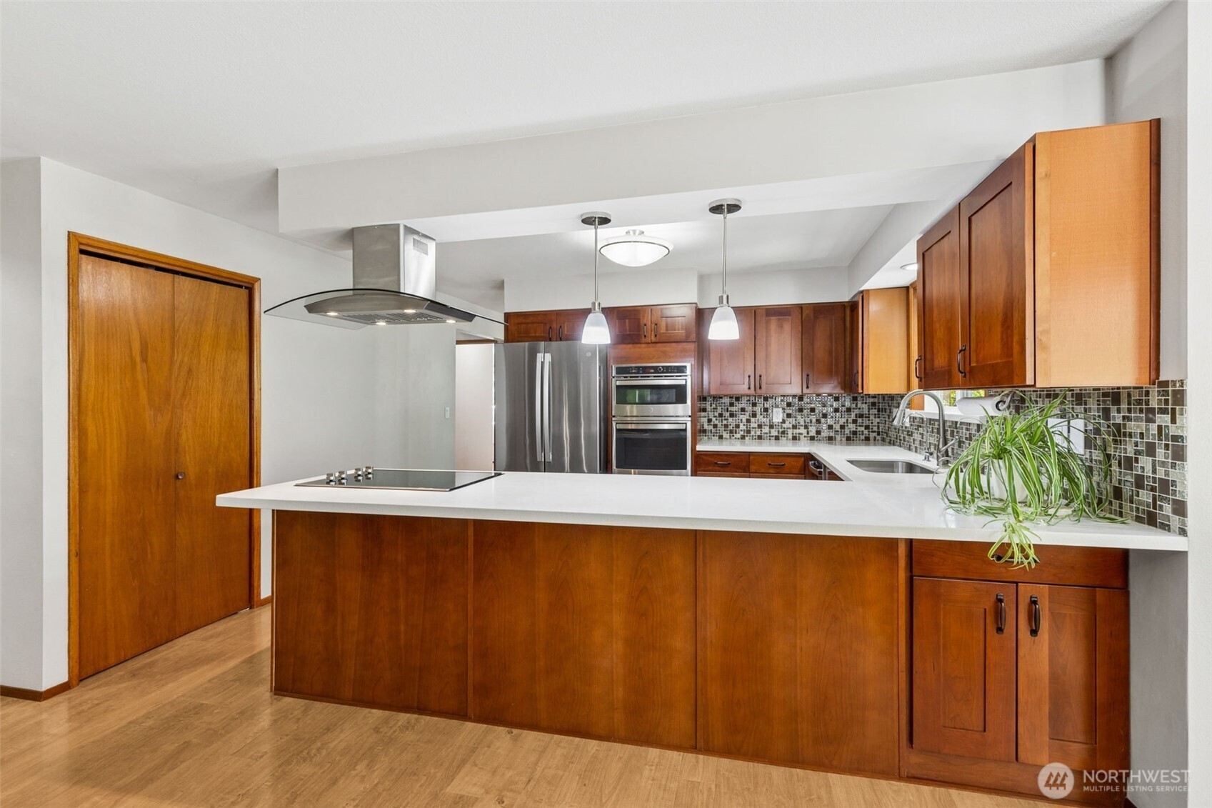 6816 4th Way SE Lacey WA 98503