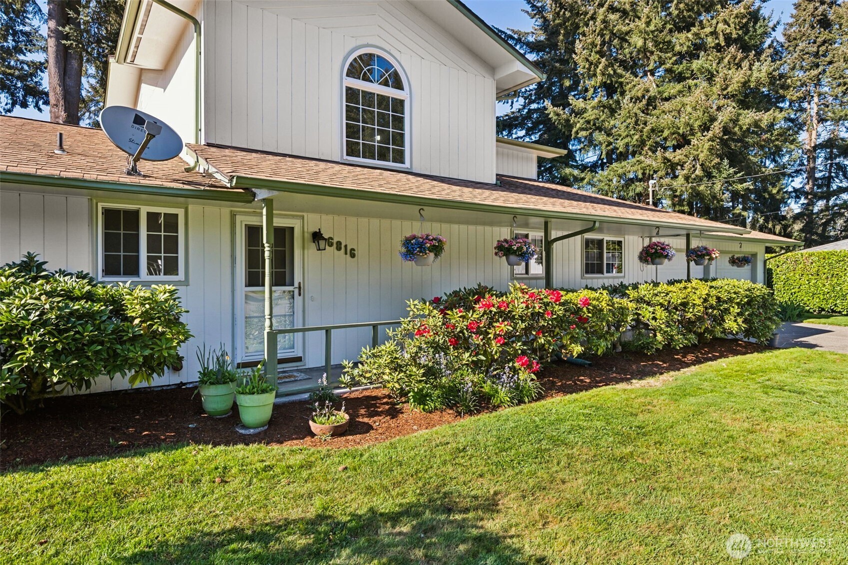 6816 4th Way SE Lacey WA 98503