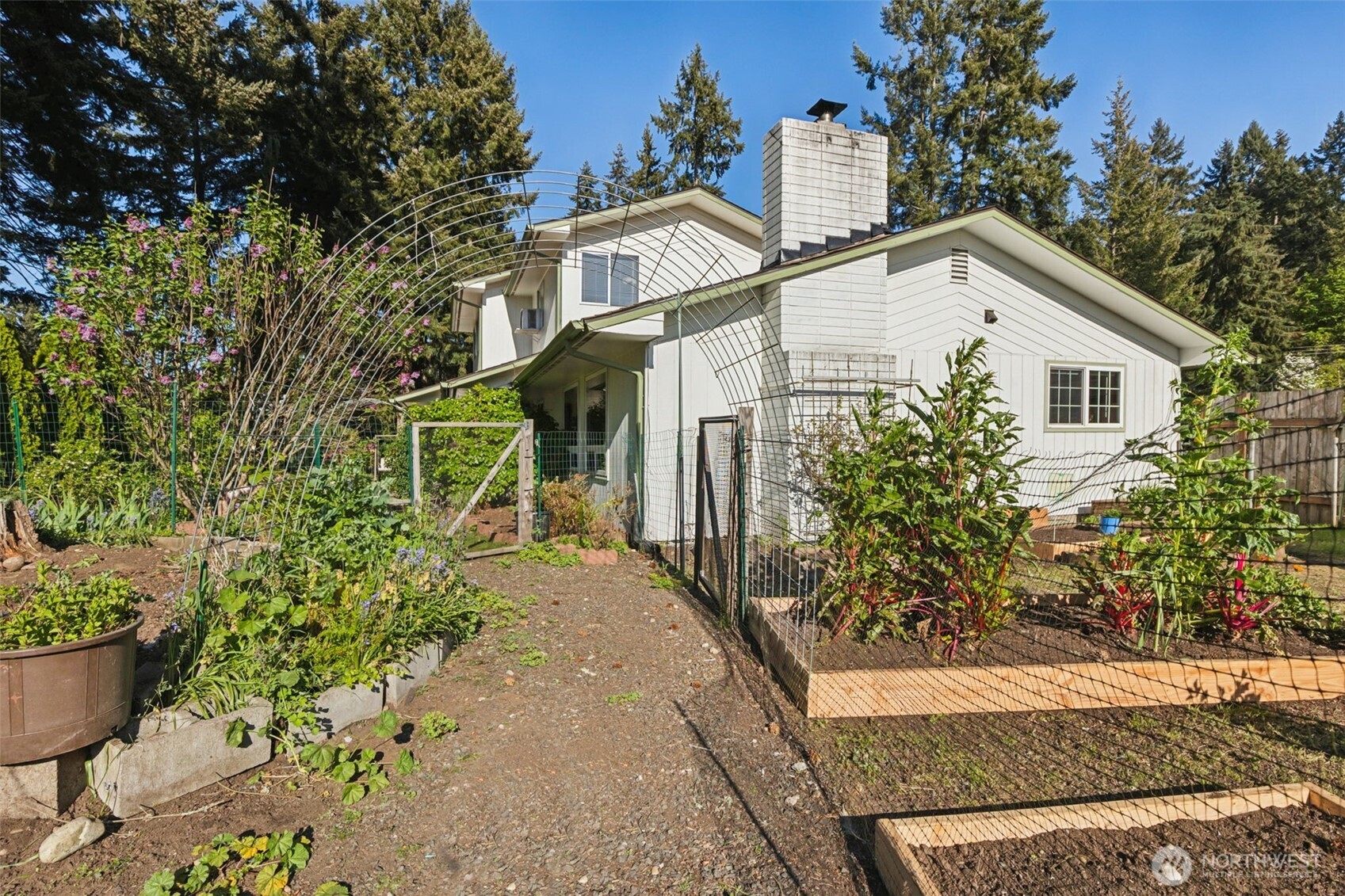 6816 4th Way SE Lacey WA 98503