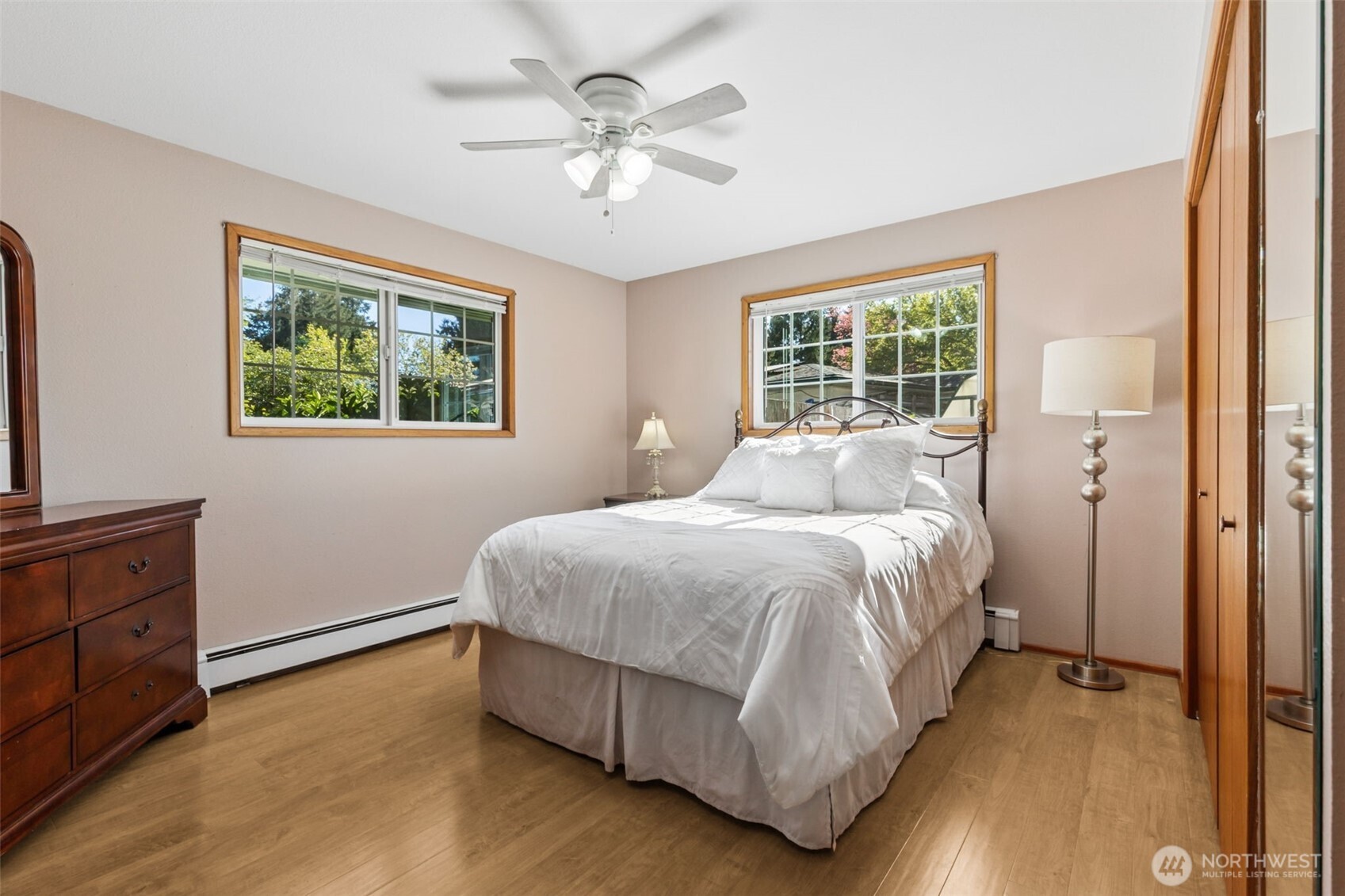 6816 4th Way SE Lacey WA 98503