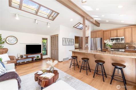 4103 106th Place NE Kirkland WA 98033