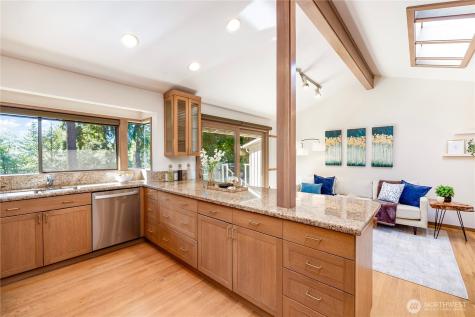4103 106th Place NE Kirkland WA 98033