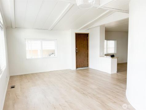 11436 SE 208th Street Kent WA 98031