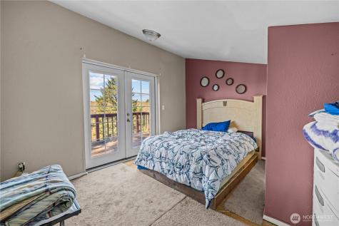 2543 State Route 109 Ocean Shores WA 98569