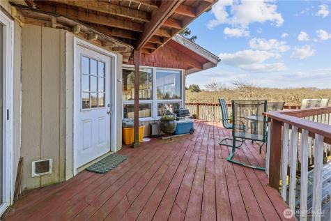 2543 State Route 109 Ocean Shores WA 98569